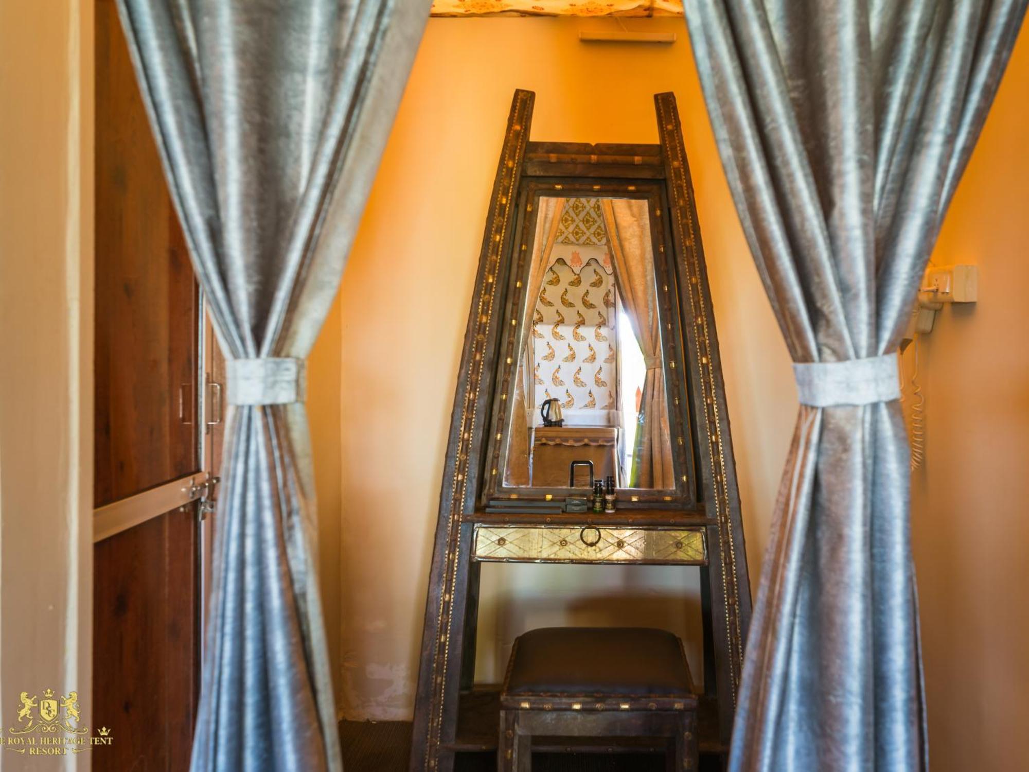 The Royal Heritage Tent Resort- Statue Of Unity Kevadia Habitación foto